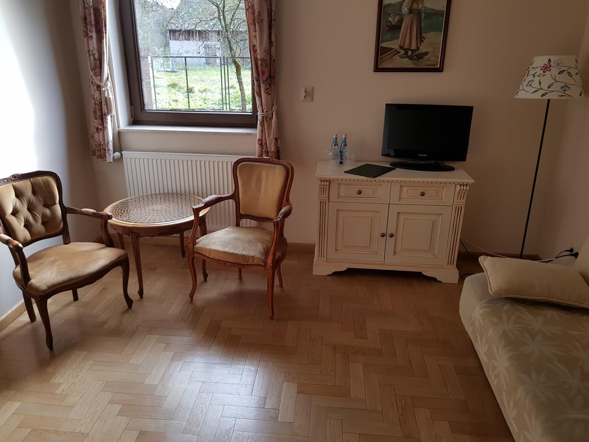Dwor Pomorski Barwice Esterno foto