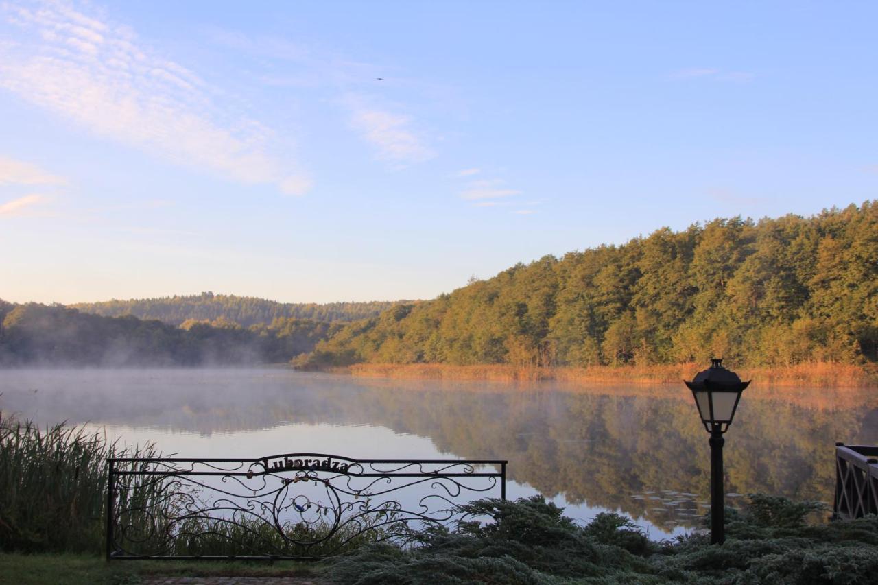 Dwor Pomorski Barwice Esterno foto